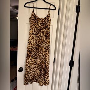 Heart Hips Leopard Print Midi Dress M